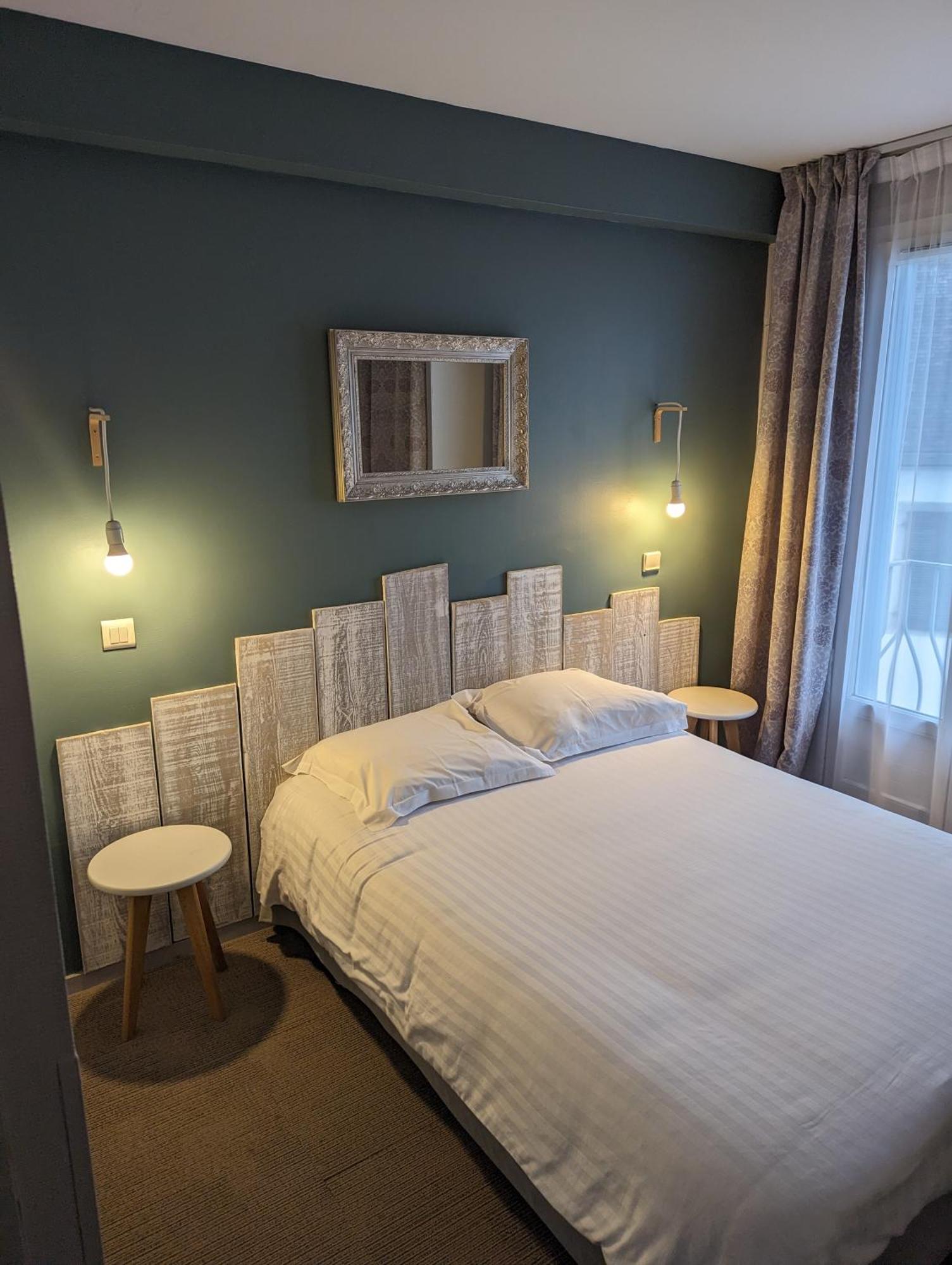 Hotel De L'Ours อเรตต์ ภายนอก รูปภาพ